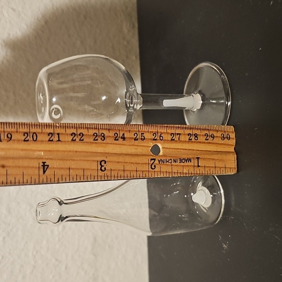 Clear Glass Goblet And Bottle Salt and Pepper Shakers - Picture 3 of 8